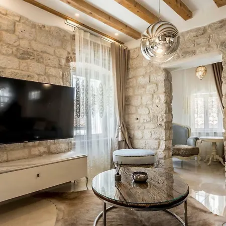 Berislavic Palace * Трогир