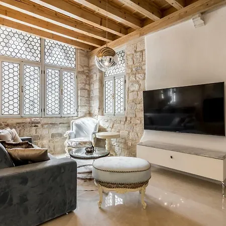 Berislavic Palace Apartamento *