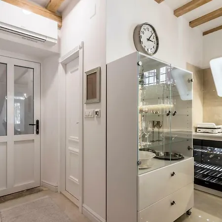 Berislavic Palace Apartamento