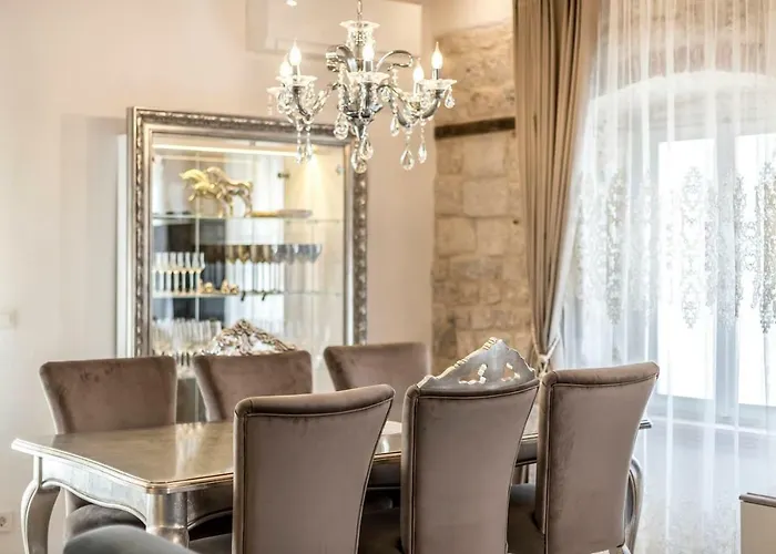 Апартаменты Berislavic Palace *