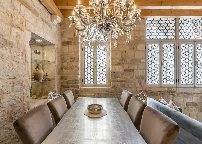 Berislavic Palace * Трогир