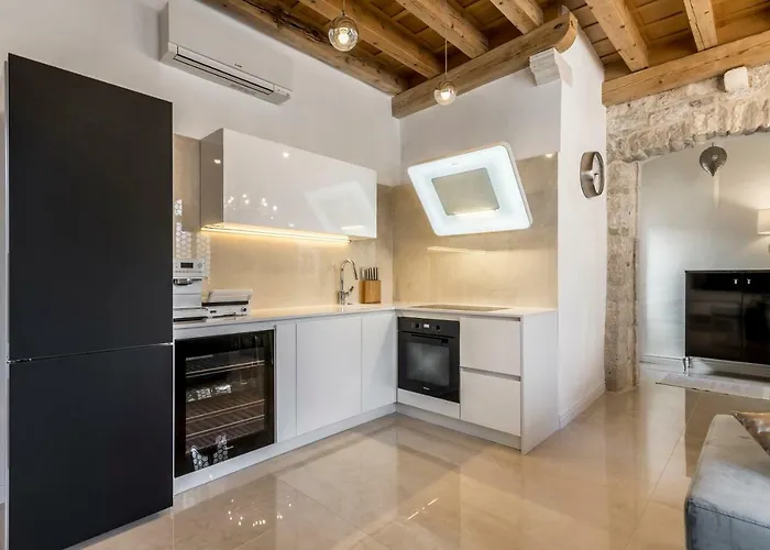 Berislavic Palace * Трогир