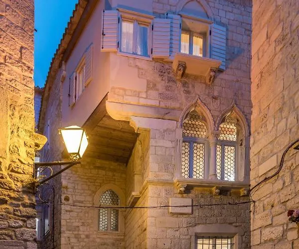 Апартаменты Berislavic Palace Трогир