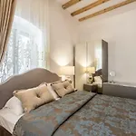 Apartment Berislavic Palace *