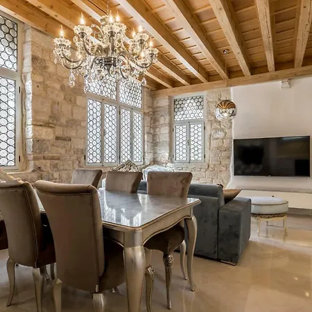 Appartement Berislavic Palace