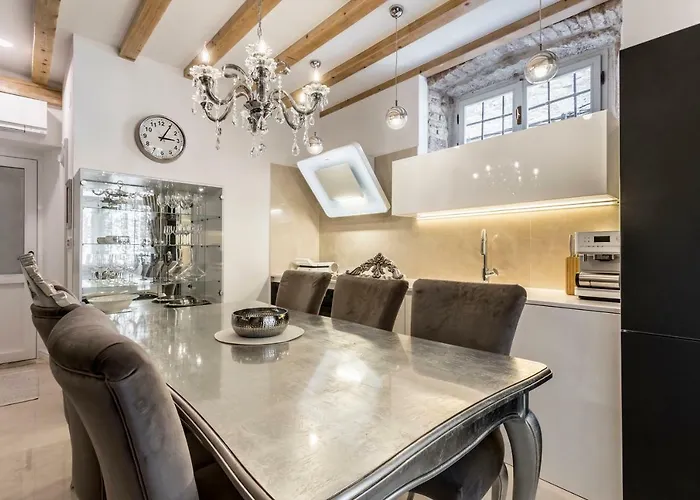 Berislavic Palace Apartament