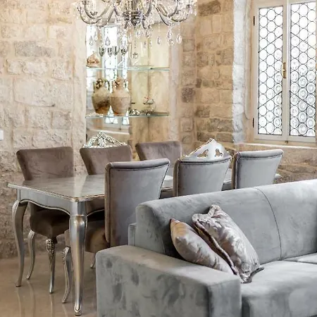 شقة Berislavic Palace تروغير