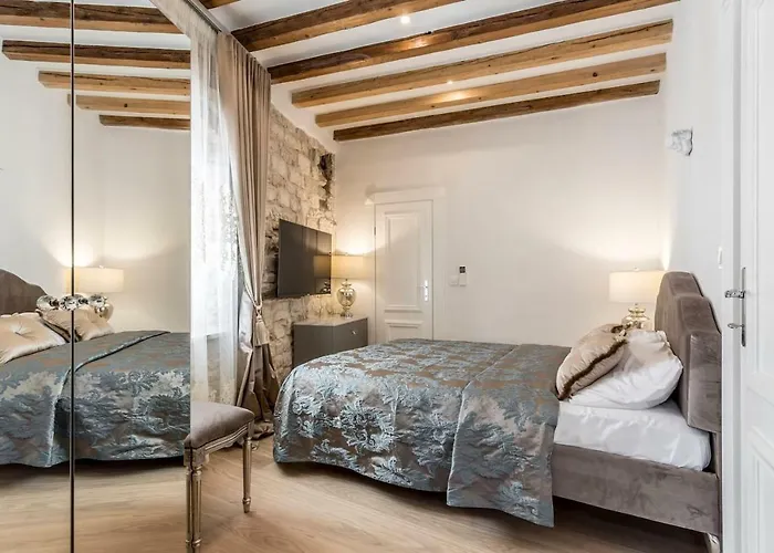 Berislavic Palace * Trogir