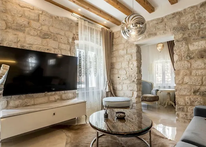 Berislavic Palace * Trogir