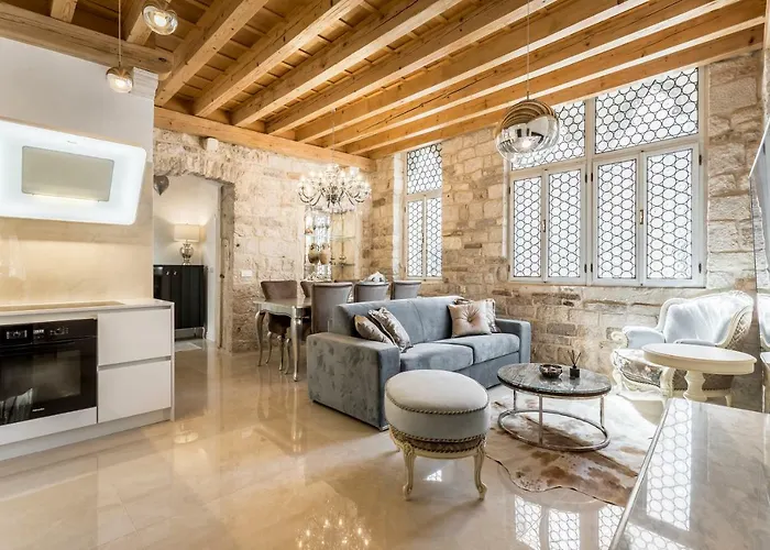 Berislavic Palace Apartmán